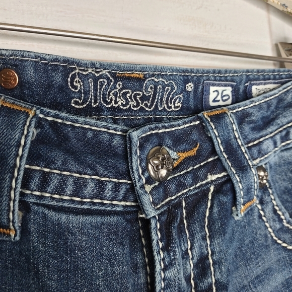 Miss Me embellished Bermuda Jeans Shorts JP5724M2 - Picture 8 of 10